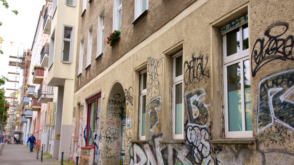  Find Girls in Prenzlauer Berg Bezirk, Berlin