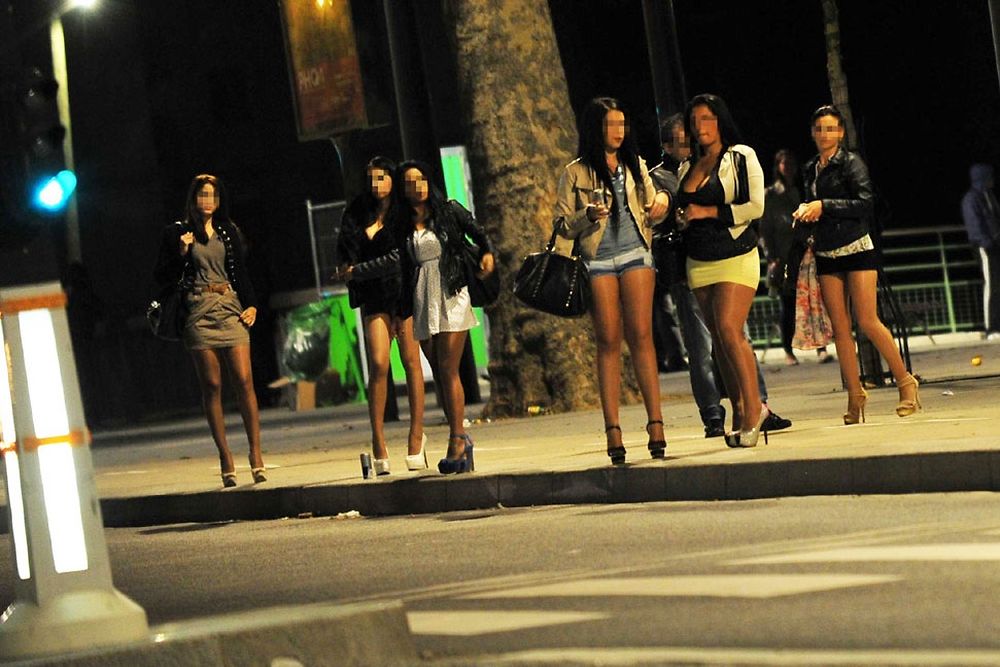 Prostitutes Rennes, Whores in (FR)